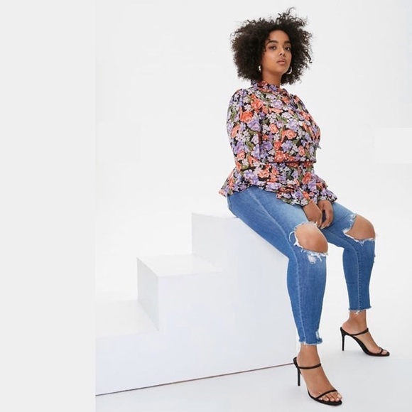 Forever 21 Chiffon Floral Blouse - Picture 3 of 9